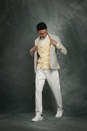mlb-stores-for-men-neuchatel-ALESSANDRO-GILLES-2